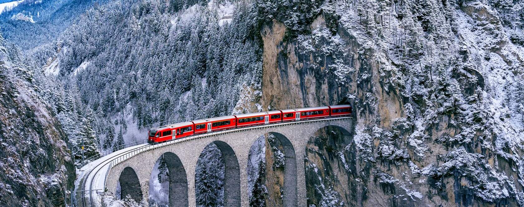 Wintersport met de trein: ontspannen naar de sneeuw header image