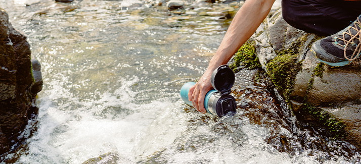 Zomer in zicht: waarom een (BPA-vrije) waterfles niet mag ontbreken in je rugzak 