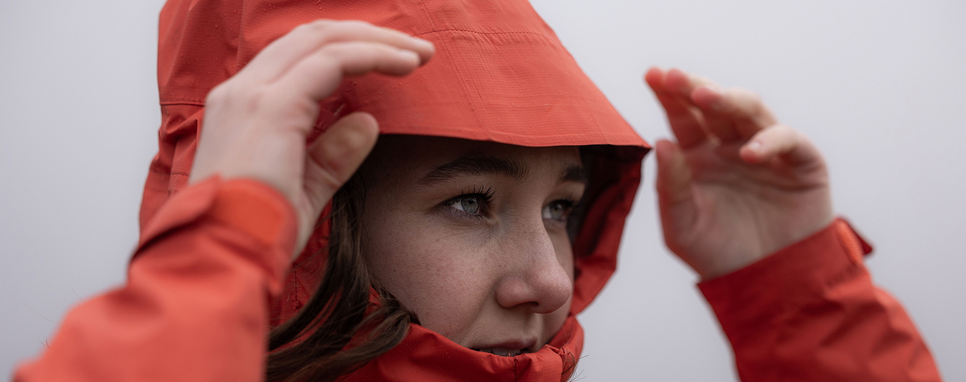 Je waterdichte jas wassen en impregneren: zo was je je regenjas