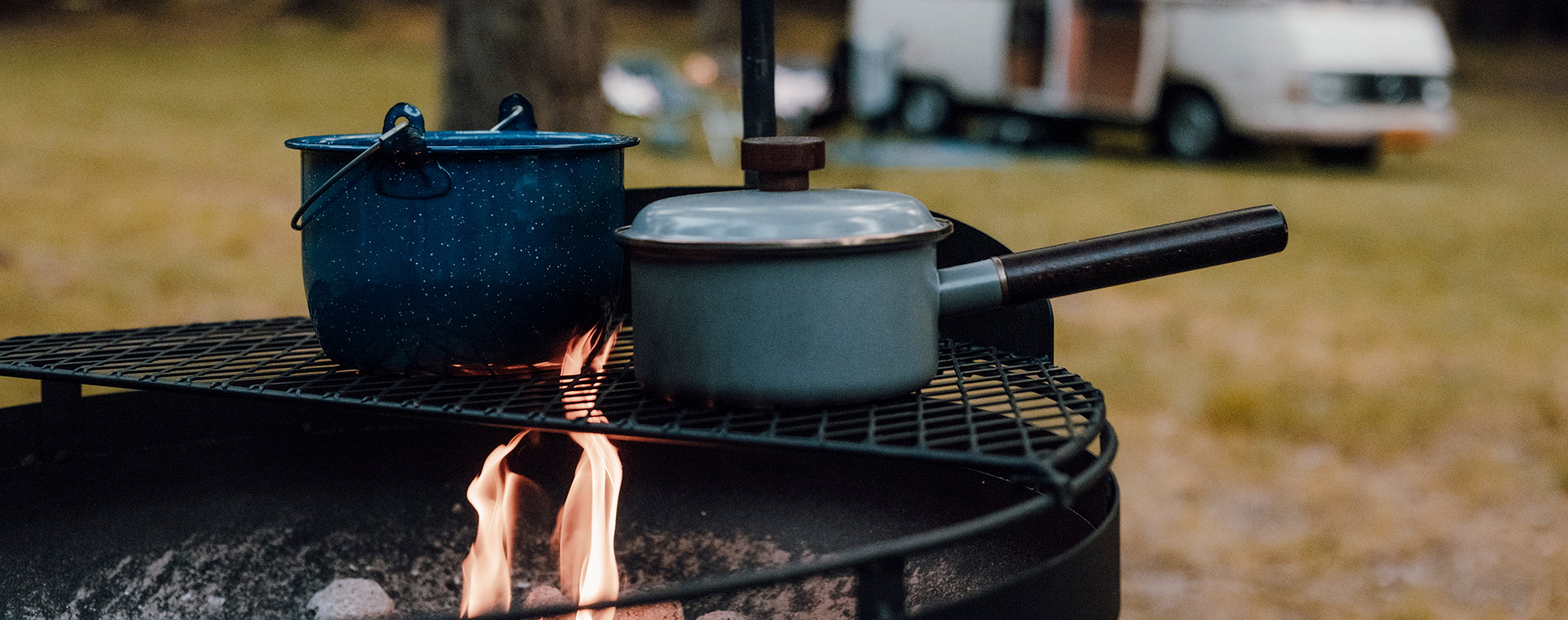 Koken op de camping: deze kookspullen pak je in