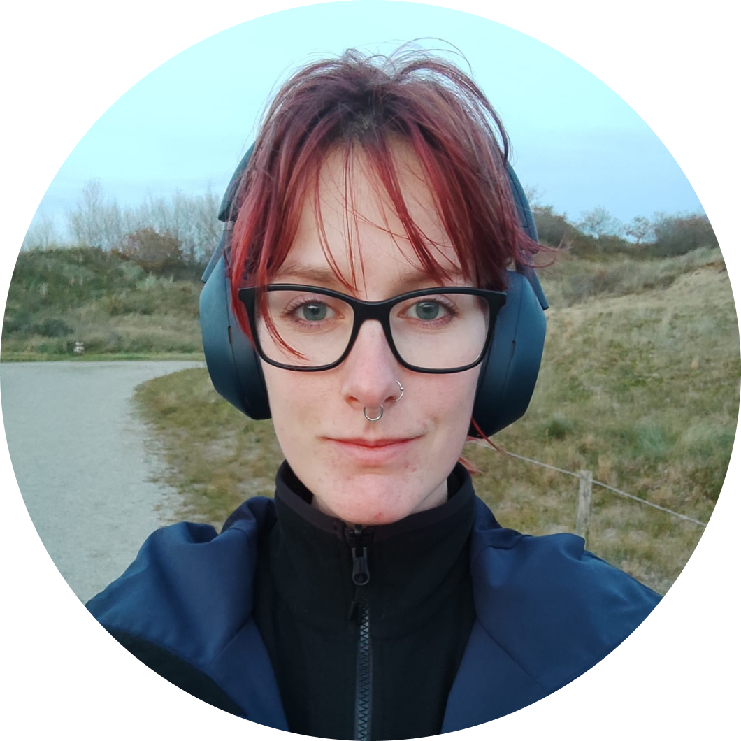 Buitenexpert Fleur is vaak aan het wandelen